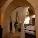 Tafana Cave & Stone Nocleg ze śniadaniem 4*