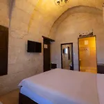 Tafana Cave & Stone 4*