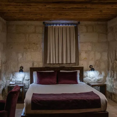 Tafana Cave & Stone 4*