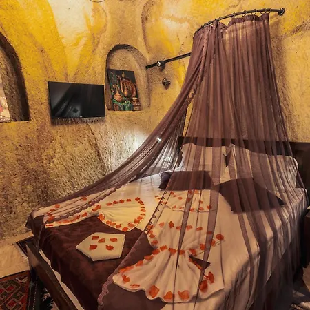 Tafana Cave & Stone 4* 于尔居普