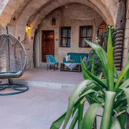 Tafana Cave & Stone 住宿加早餐酒店 于尔居普