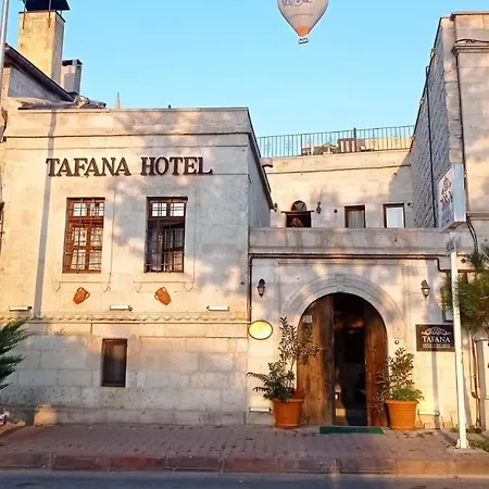 Tafana Cave & Stone 住宿加早餐酒店 于尔居普