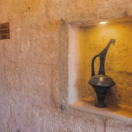 Tafana Cave & Stone 4* 于尔居普