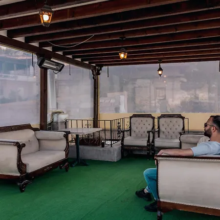 住宿加早餐酒店 Tafana Cave & Stone