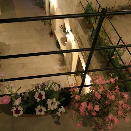 Tafana Cave & Stone فندق مبيت وإفطار