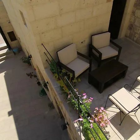 Tafana Cave & Stone 4* 于尔居普