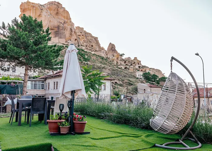 Tafana Cave & Stone Bed & Breakfast