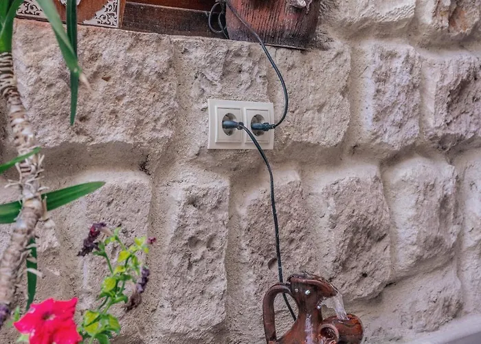 Tafana Cave & Stone Oda ve Kahvaltı 4*