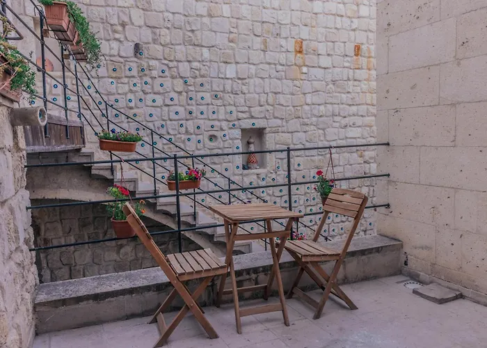 Tafana Cave & Stone Bed & Breakfast Ürgüp