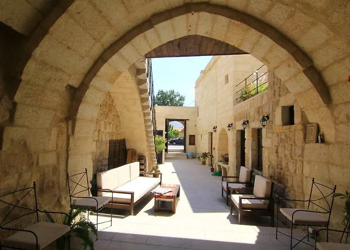 Tafana Cave & Stone 4*